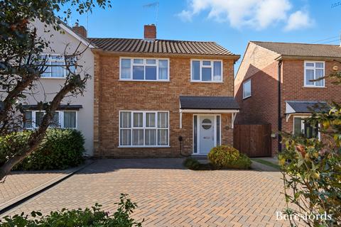 14 Queenswood Avenue, Hutton, Brentwood, CM13 1HU