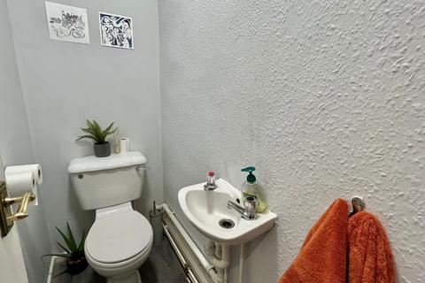 4 bedroom terraced house to rent, Nottingham NG7