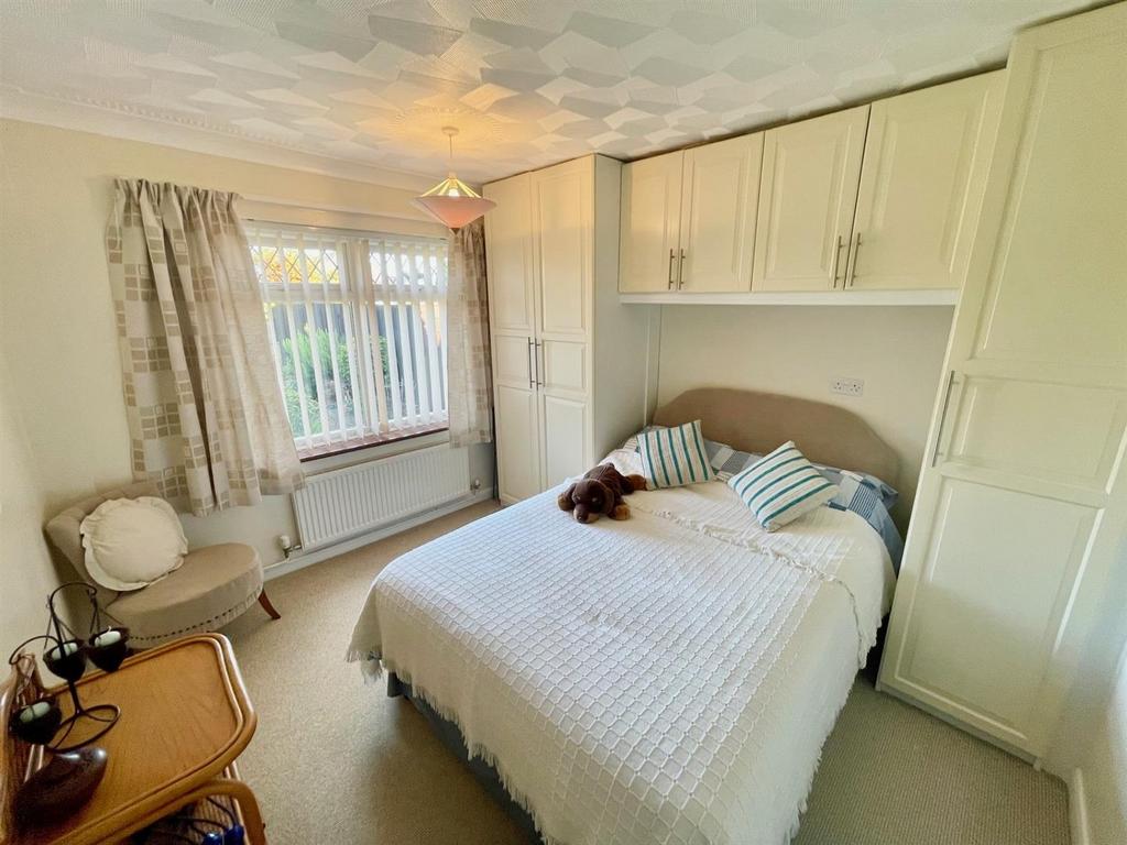 Bedroom 2.jpg