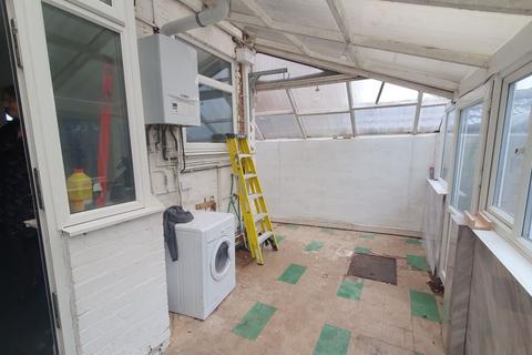 3 bedroom semi-detached house for sale, 47 Falconhurst Road, Selly Oak, Birmingham, West Midlands, B29 6SB