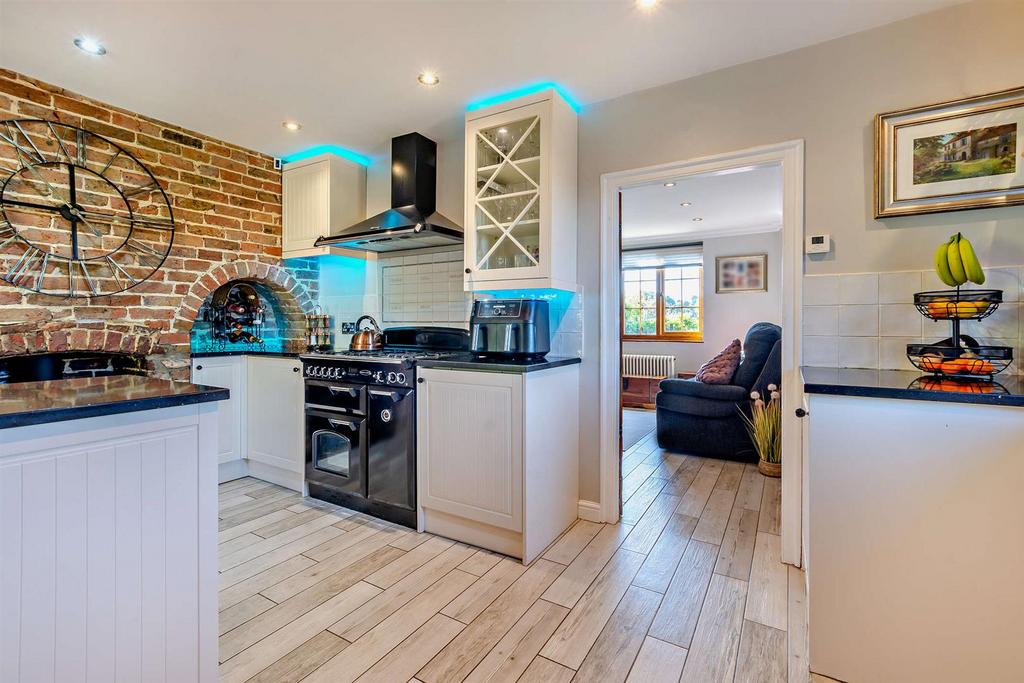 8666530-interior17-800.jpg