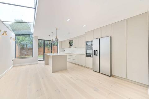 4 bedroom terraced house for sale, Vespan Road, Shepherd's Bush, London, W12