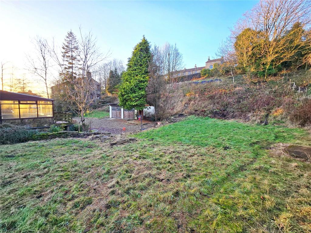 Side &amp; Rear Gardens