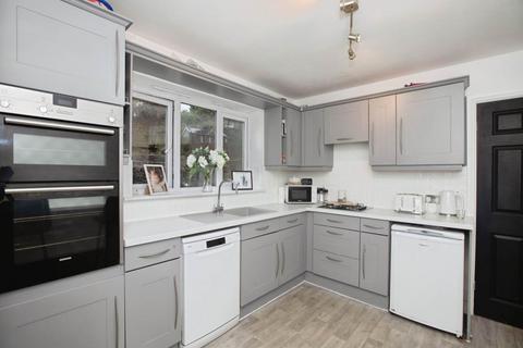 4 bedroom house for sale, Taylor Avenue, Blackburn BB2