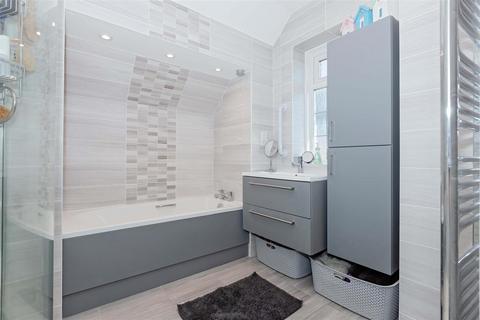 4 bedroom detached house for sale, The Boulevard, Worthing