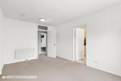 undefined, Falcon Court, Ware SG12