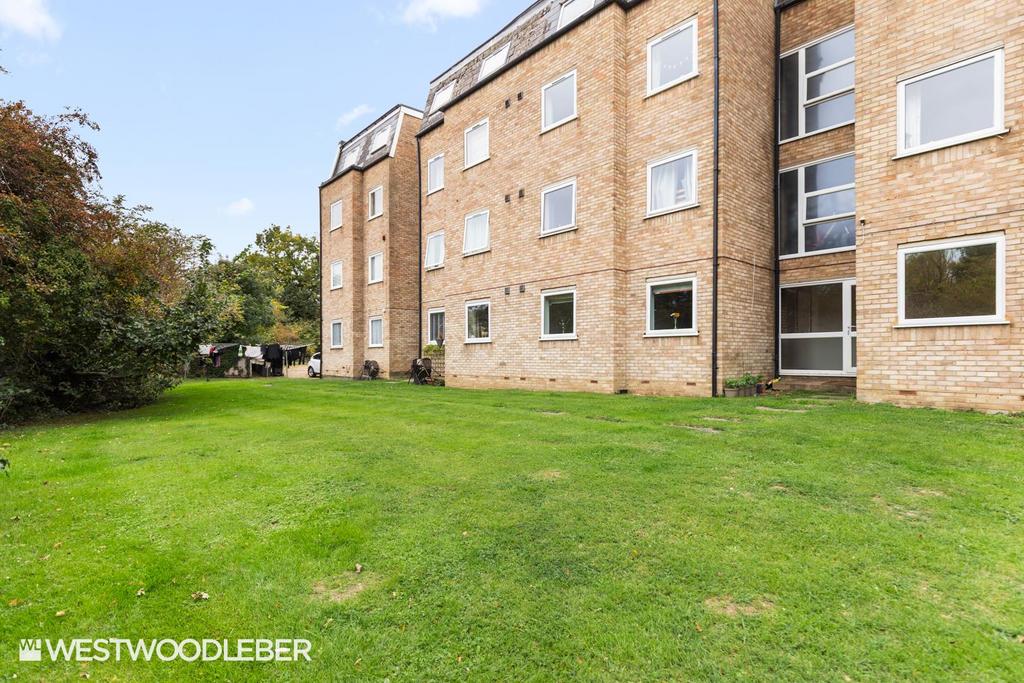 Falcon Court 13.jpg