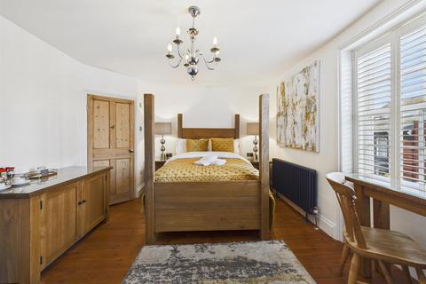 4 bedroom terraced house for sale, Palace Hill, Scarborough YO11