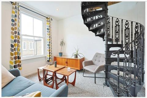 1 bedroom apartment for sale, Stronsa Road, London