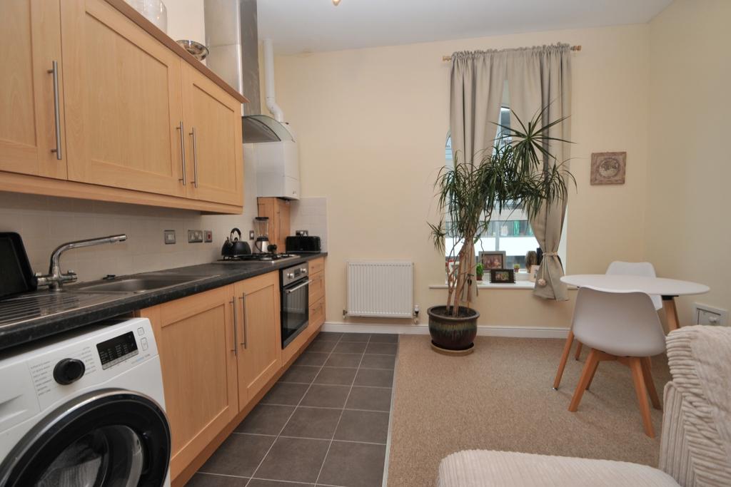 Lounge/Kitchen