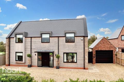 5 bedroom detached house for sale, Meadow View Great North Road, Norman Cross