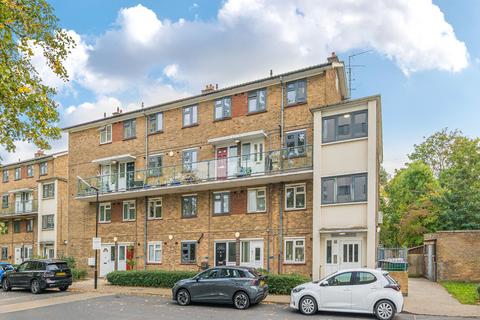 2 bedroom maisonette for sale, Eltham Road, London, SE12
