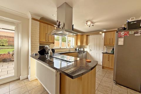 undefined, Llanharan, Pontyclun CF72