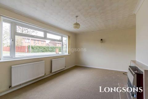 2 bedroom detached bungalow for sale, Courtfields, Swaffham