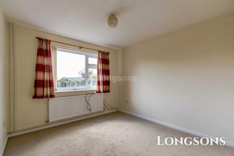 2 bedroom detached bungalow for sale, Courtfields, Swaffham