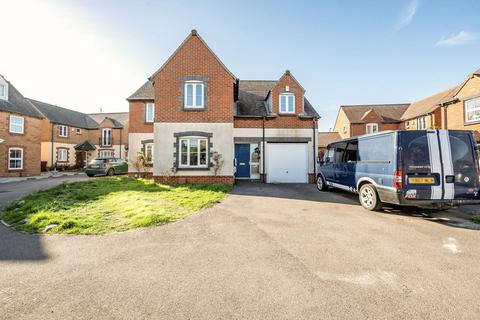 Robinson Close, Selsey, PO20