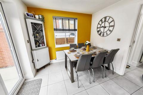 10 Hulbert Close, Hilperton, Trowbridge, BA14 7FL