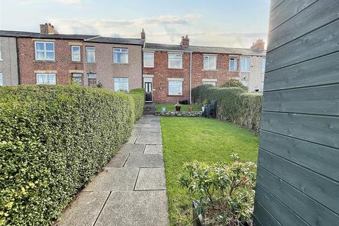 Fair View, Prudhoe