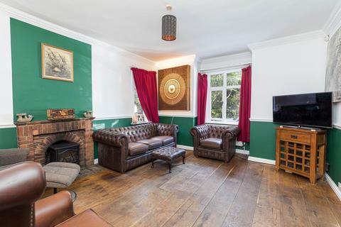 4 bedroom detached house for sale, Meath Green Lane, Horley RH6