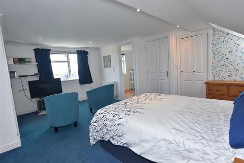 4 bedroom terraced house for sale, Pamela Road, Exeter EX1