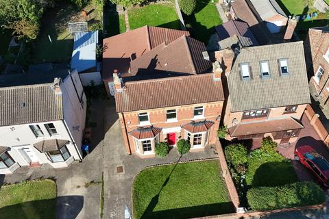 5 bedroom detached house for sale, Sycamore Road, Middlesbrough