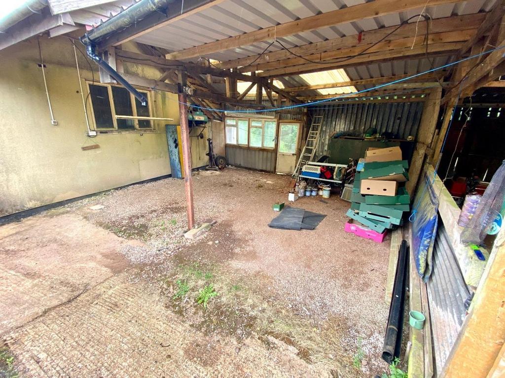Double Garage/Carport