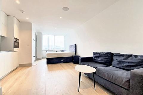 Studio to rent, Market Square, Mercantile House, UB8