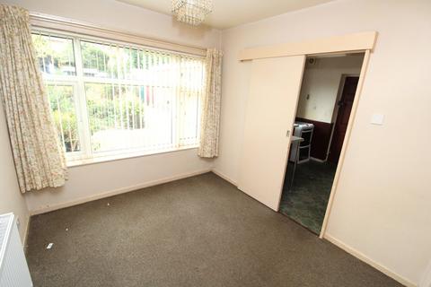 3 bedroom semi-detached house for sale, Attfield Drive, Leicester LE8