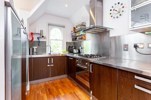 3 bedroom flat to rent, Lancaster Grove, Belsize Park NW3