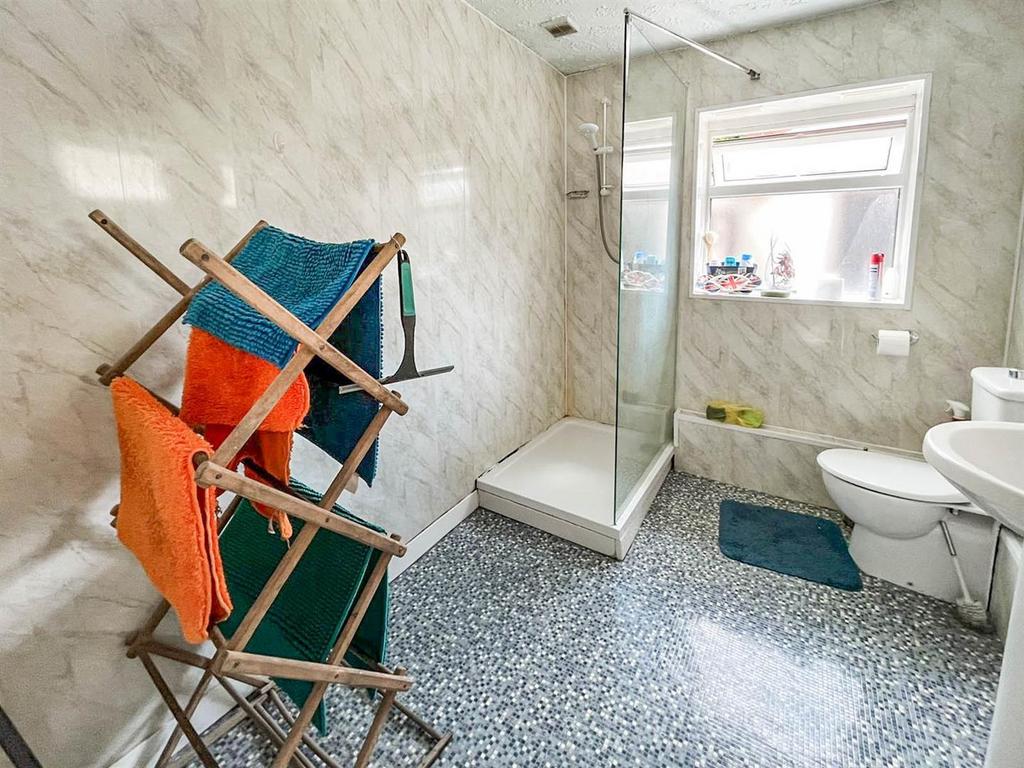 Communal Shower Room