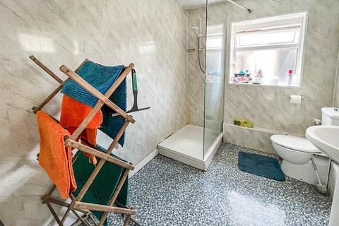1 bedroom in a house share to rent, Attleborough Road, Nuneaton