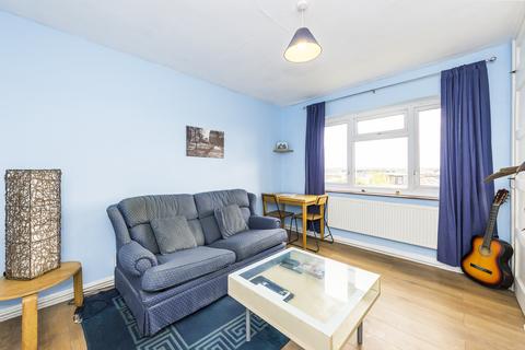 1 bedroom flat for sale, Moreton Close, London, Clapton, Hackney E5