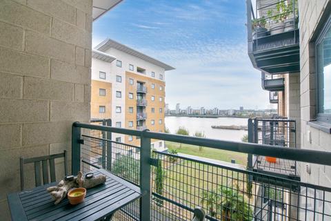 undefined, London E16