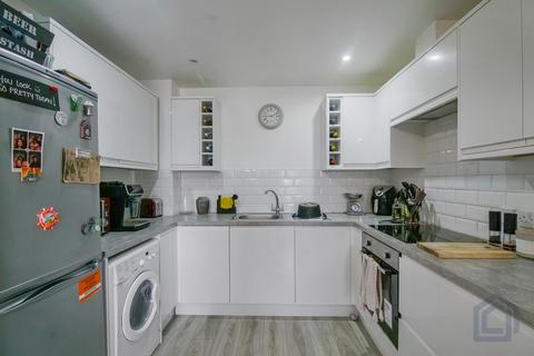 undefined, London E16