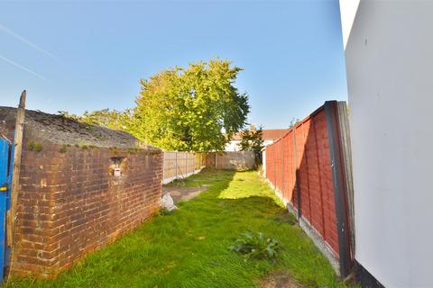 undefined, Cornwall Avenue