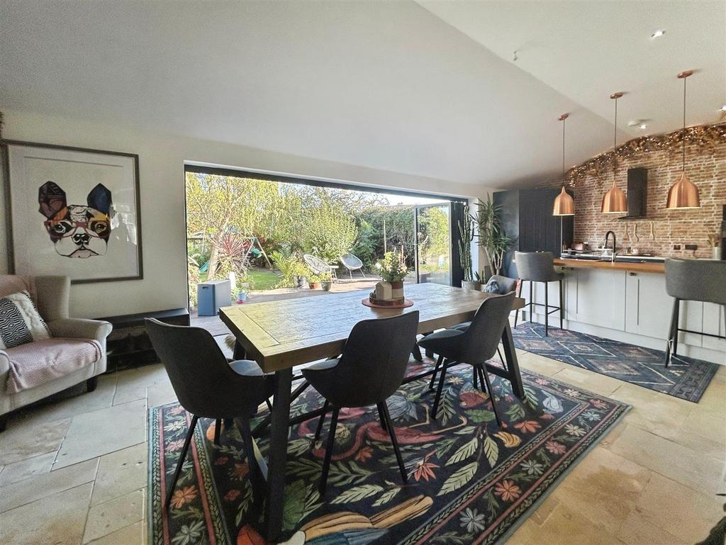 Efcdcdab-IMG 1778.jpeg