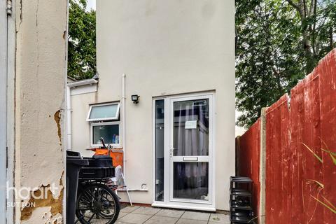 1 bedroom terraced house for sale, High Street, EPSOM