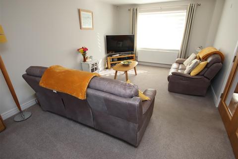 undefined, Wren Court, Calne