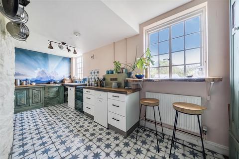 undefined, Barnside, Uton, Crediton