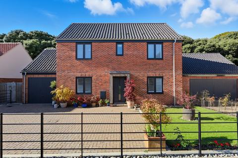undefined, Martello Close, Woodbridge IP12