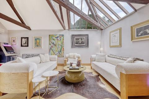 4 bedroom detached bungalow for sale, Granary Barn, Church Lane, Upminster