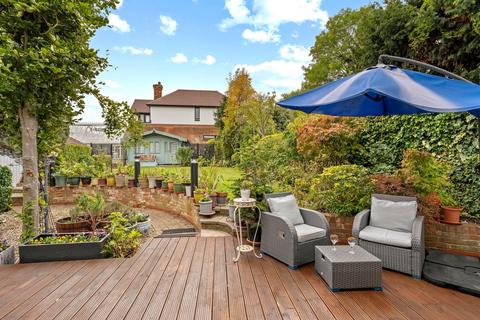 6 bedroom semi-detached house for sale, Monkhams Drive, Woodford Green, IG8