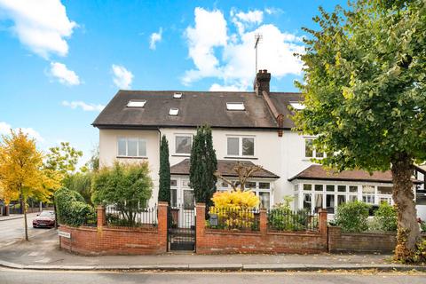 6 bedroom semi-detached house for sale, Monkhams Drive, Woodford Green, IG8