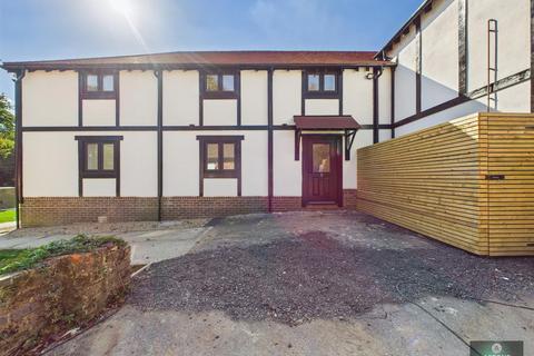 undefined, Old Hollow, Crawley RH10