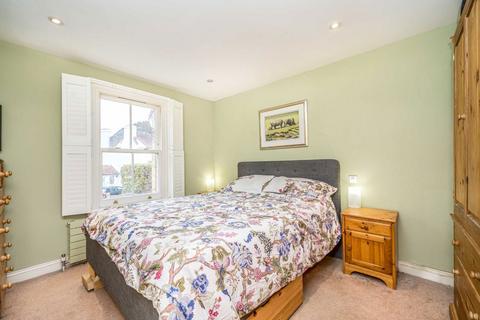 undefined, Church Street, Sunbury-On-Thames TW16