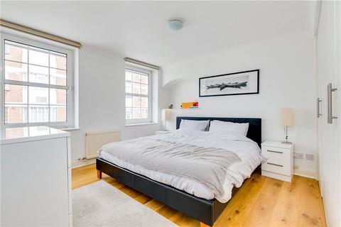 2 bedroom flat to rent, Crown Lodge, London SW3