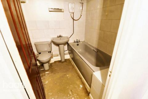 undefined, Dale Road, READING