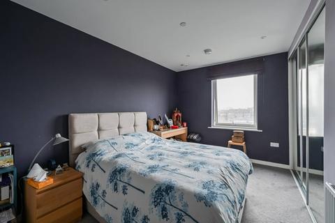 3 bedroom flat for sale, Fernfield Court, 5 Ardisia Mews, Forest Gate, LONDON, E7