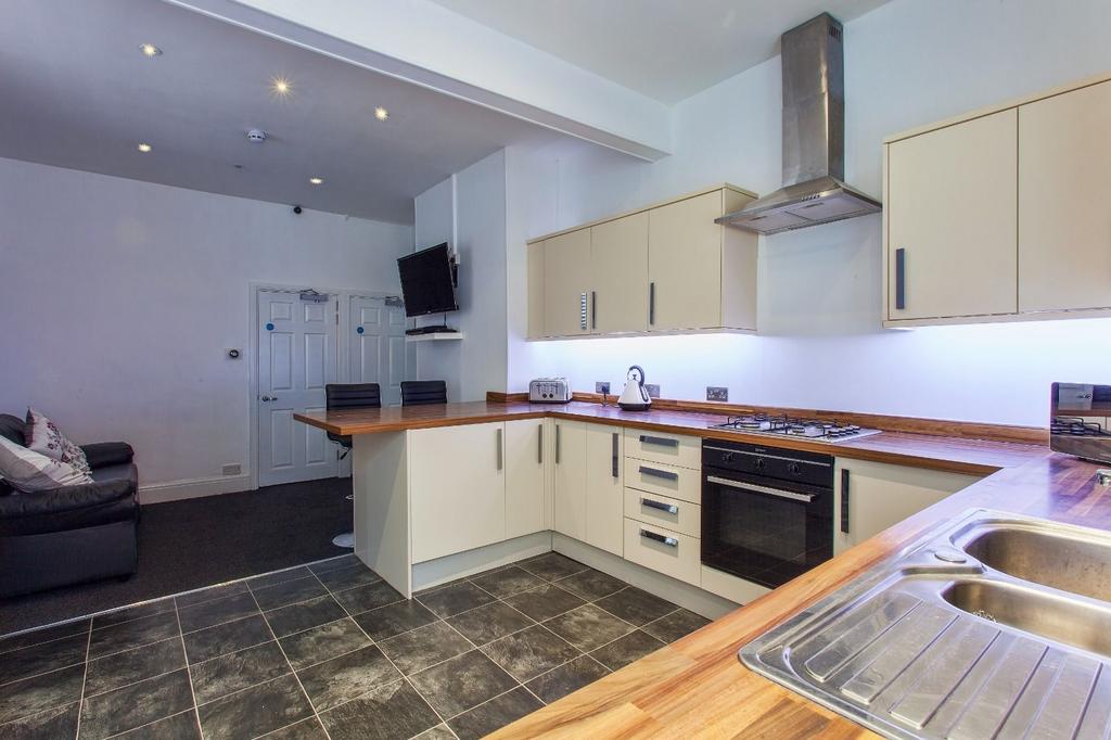 Upload pid1413 kitchen 64cf89f0d80f9.jpg