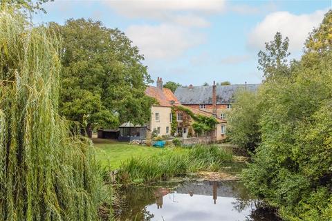 undefined, Mill Lane, Northamptonshire NN14